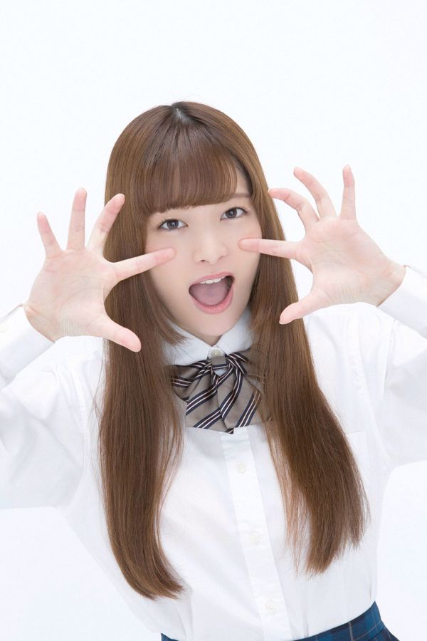 Misaki Izumi 《Beautiful + Big Tits Idol Enrollment!