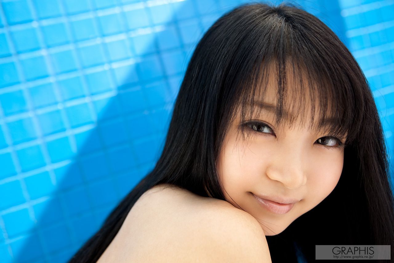 Chihiro Aoi / Chihiro Aoi [Graphis] First Gravure First off daughter Page 8 No.1d5d57
