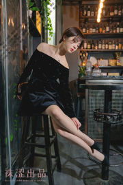 [Socks] VOL.056 Warm little black dress