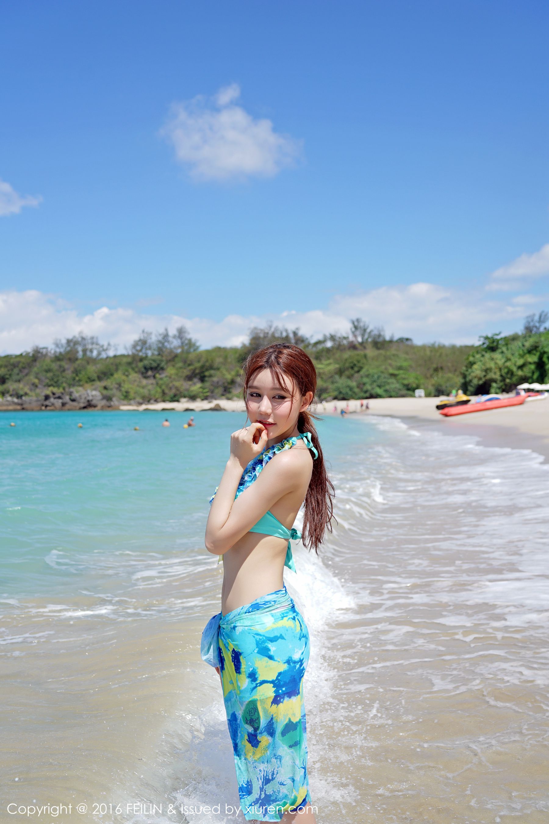 Milk Chu Chu "Seaside Bikini + Swimsuit" [嗲囡囡FEILIN] Vol.045 Page 6 No.2b9468