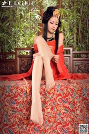 Model Kexin „Najlepsza piękność w kostiumie z jedwabistymi stopami” Ukończone prace [丽 柜 LiGui] Fotografia pięknych nóg i nefrytowych stóp