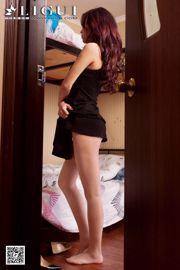 Model ALAN "The Temptation of Stockings Dress Up" [丽 柜 LiGui] Foto van mooie benen en jade voeten