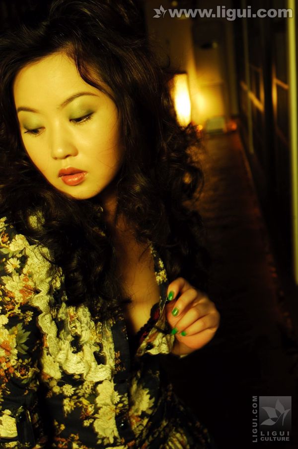 Model Xiao Lulu "Sexy Kitty" [丽 柜 LiGui] Silky Foot Photo Picture