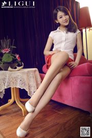 [丽 柜 LiGui] Модель Вэнь Цзин «Милая розовая красотка с высокими каблуками и шелковыми ступнями», красивые ноги и нефритовая ступня. Фотография.