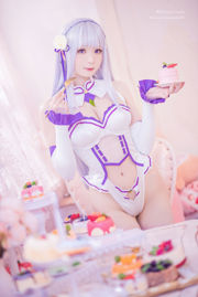 [COS Bienestar] Weibo Girl Paper Cream Moon Shimo - Emilia