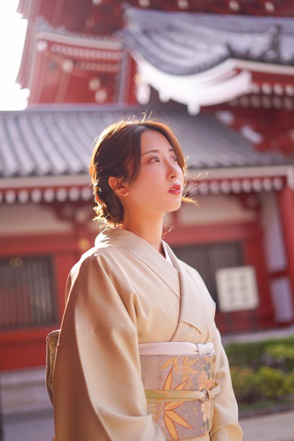 인기 Coser Kurokawa "Kimono"