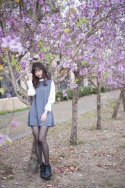 [เทพธิดาไต้หวัน] Peng Lijia (Lady Yi Yi) "Black Silk Under the Cherry Blossoms"